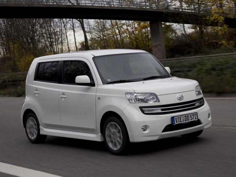  Daihatsu Materia 2006 года  (фото 10 из 16)